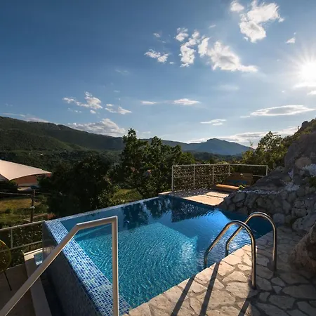 Stone House Marin 펜션 Kostanje