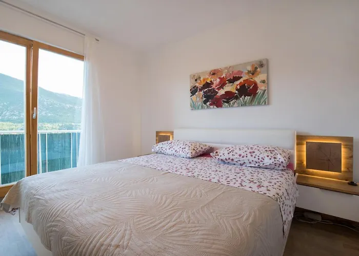 Stone House Marin Tatil Evi